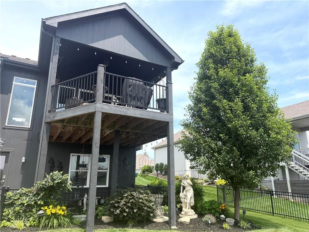 17137 Bradshaw Street — photo 3