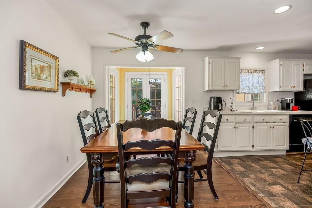5327 W 60th Terrace — photo 8