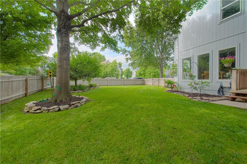 16097 S Avalon Street — photo 12