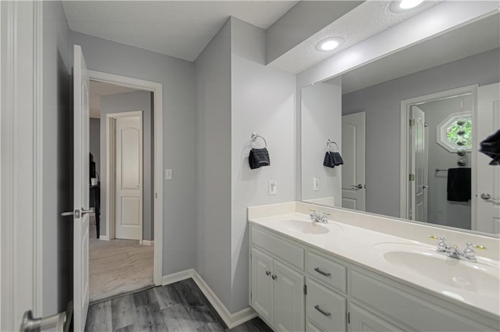 16097 S Avalon Street — photo 38