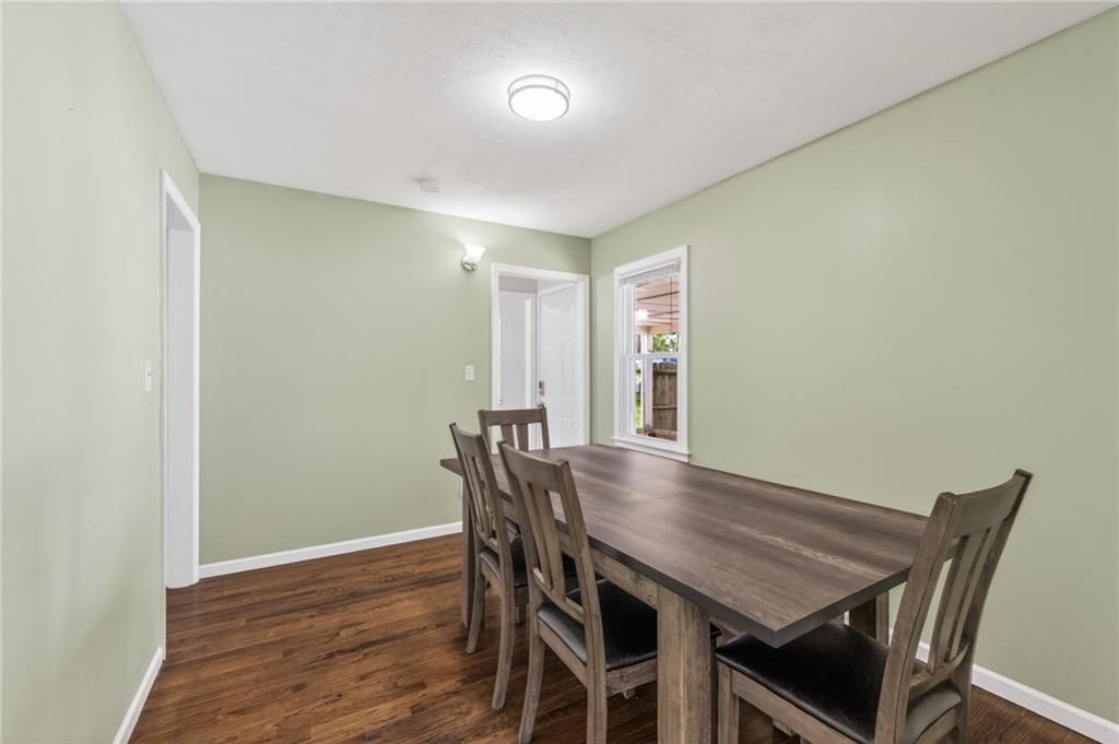 1711 N Dodgion Avenue — photo 16
