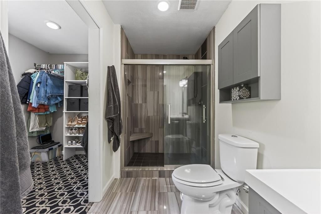 1711 N Dodgion Avenue — photo 22