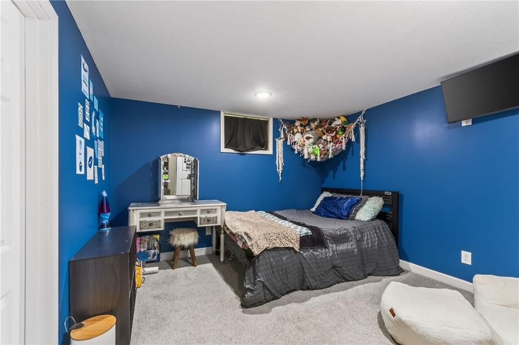 1711 N Dodgion Avenue — photo 31