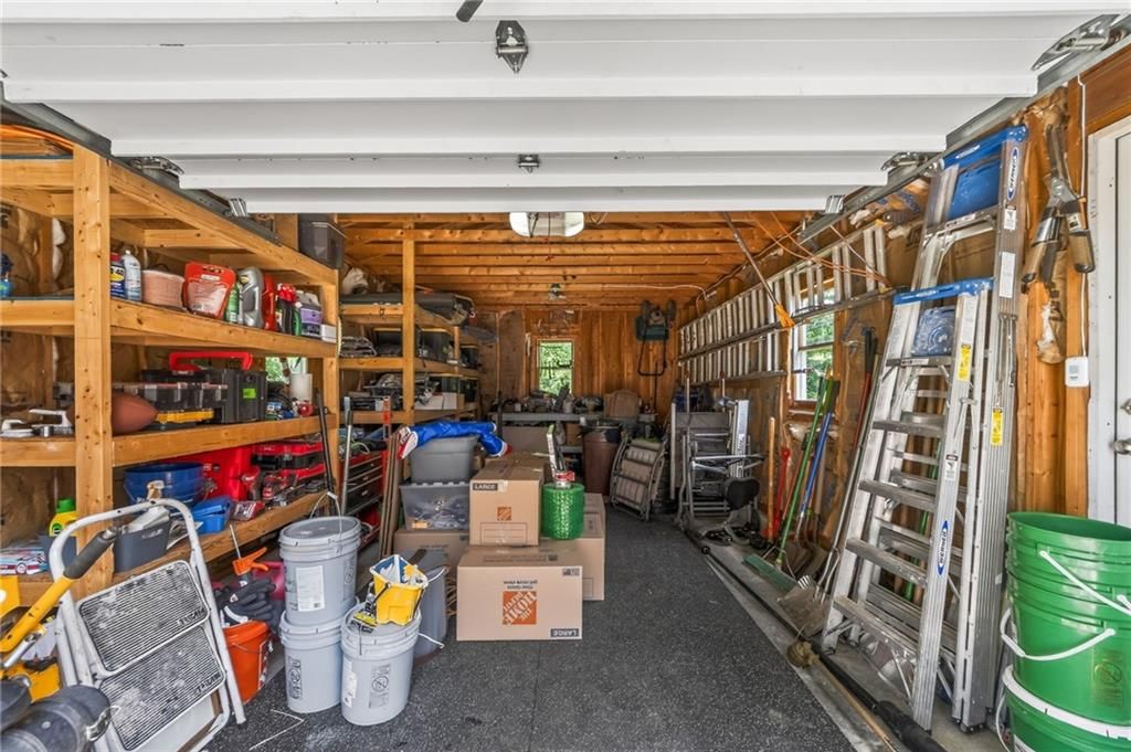 1711 N Dodgion Avenue — photo 40