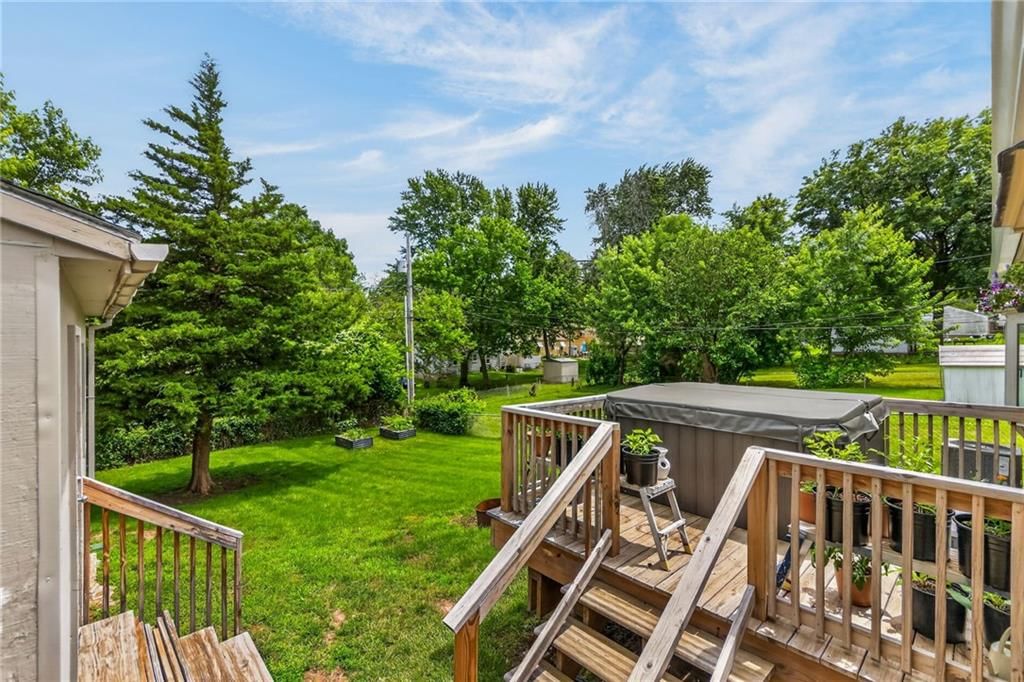 1711 N Dodgion Avenue — photo 42