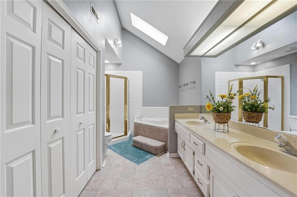 212 E Hansen Court — photo 15