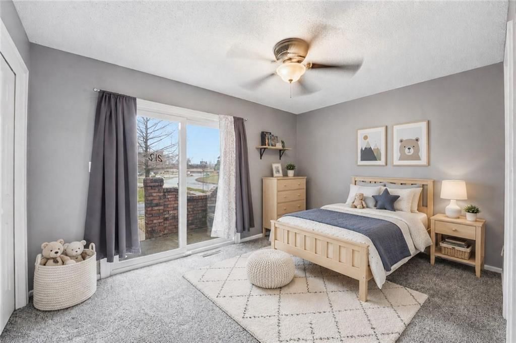 212 E Hansen Court — photo 18