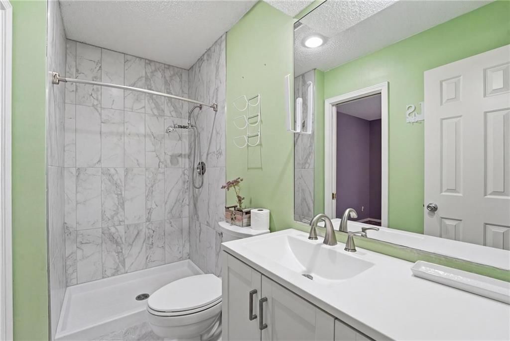 212 E Hansen Court — photo 21
