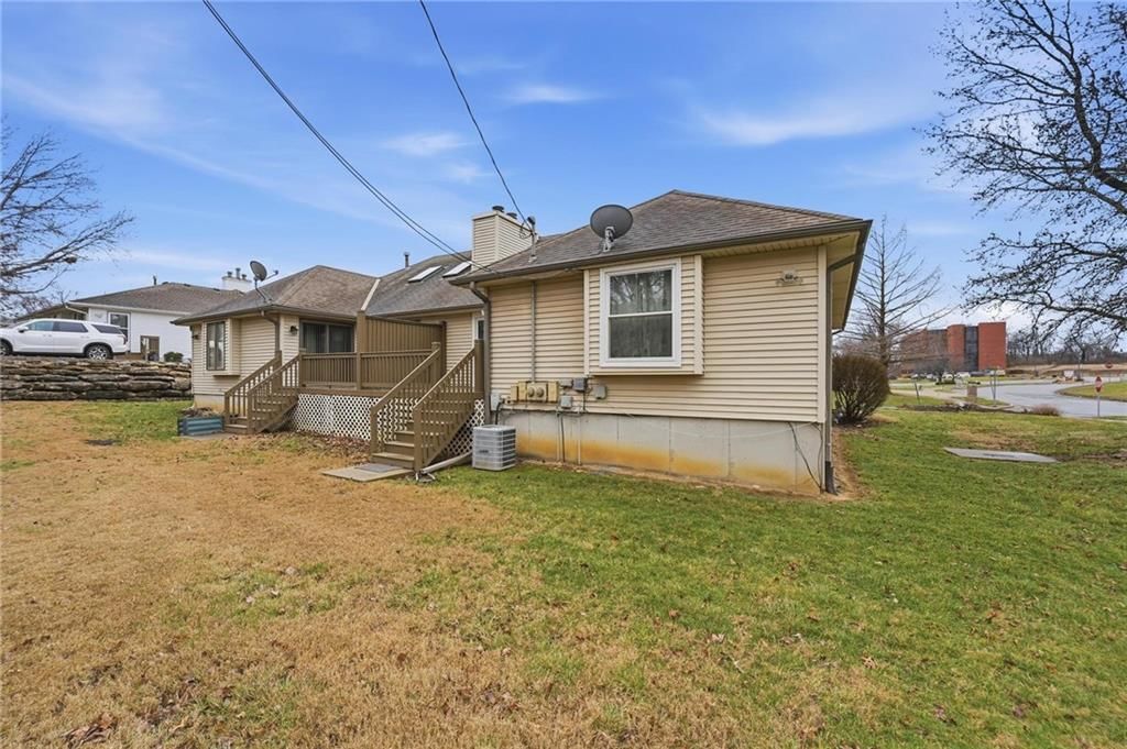 212 E Hansen Court — photo 40