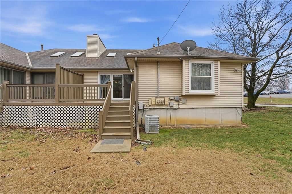 212 E Hansen Court — photo 41