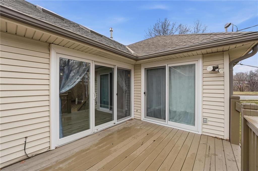 212 E Hansen Court — photo 43