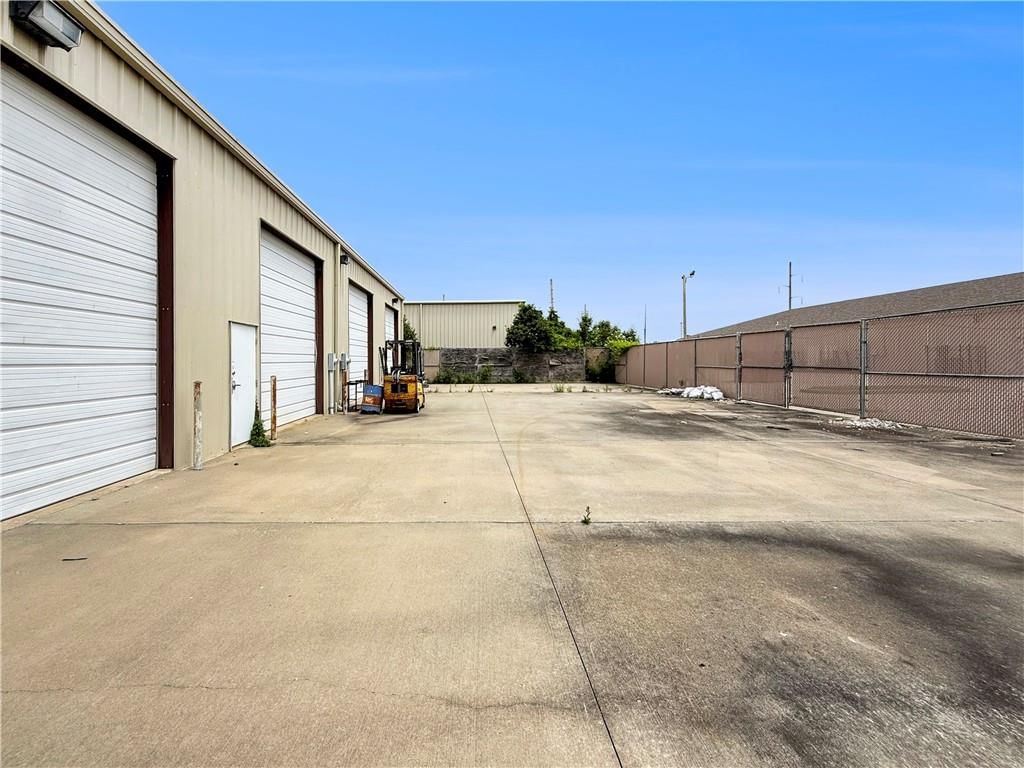 1311 Broadway Street — photo 6