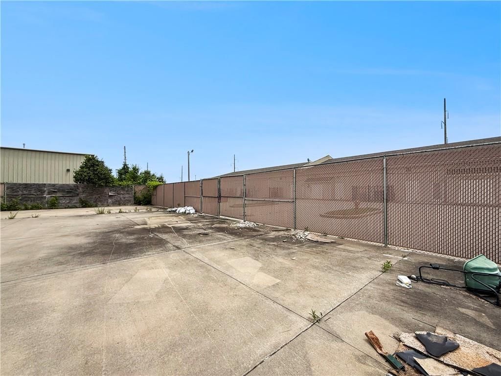 1311 Broadway Street — photo 9