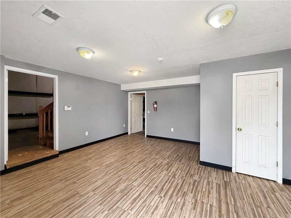 1311 Broadway Street — photo 11