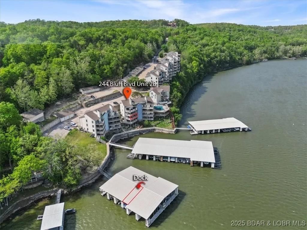 244 Bluff Boulevard — photo 26