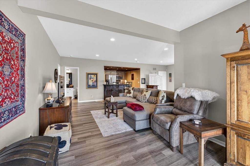 2809 Carlton Drive — photo 35