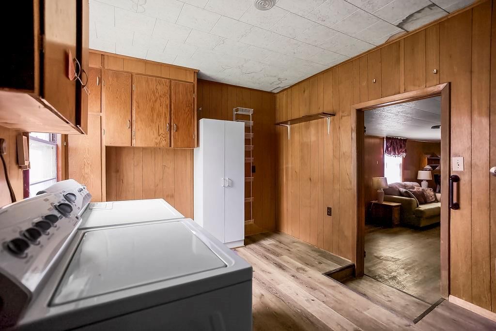 104 W Park Street — photo 18