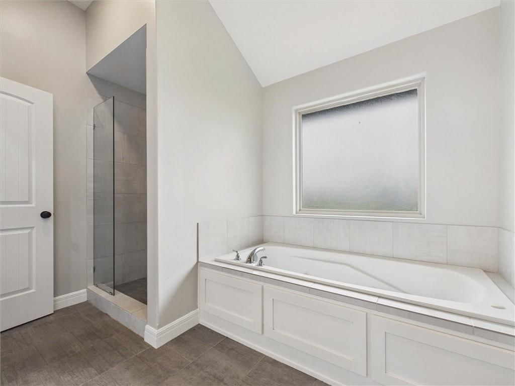 1010 Clayton Drive — photo 29