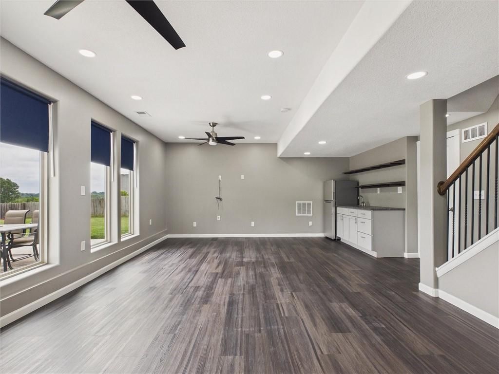 1010 Clayton Drive — photo 34