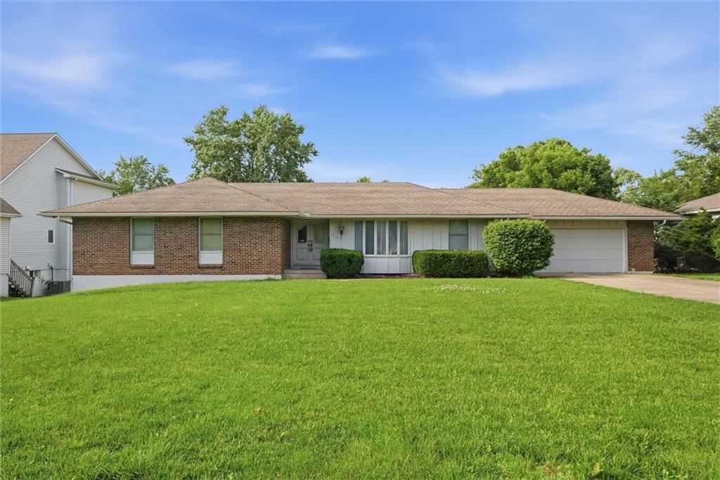 610 E 107th Terrace, Kansas City, MO