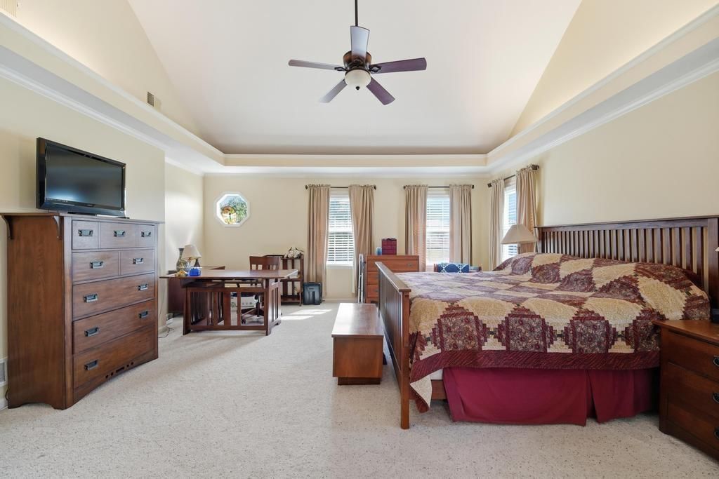 15804 Woodson Street — photo 26