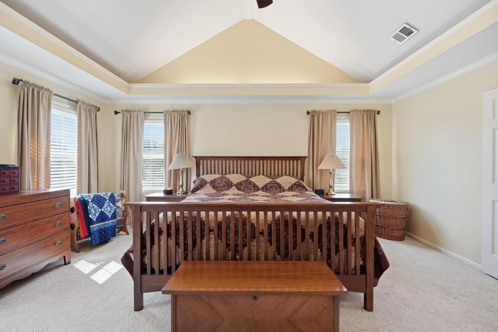 15804 Woodson Street — photo 28