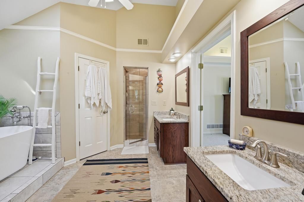 15804 Woodson Street — photo 29