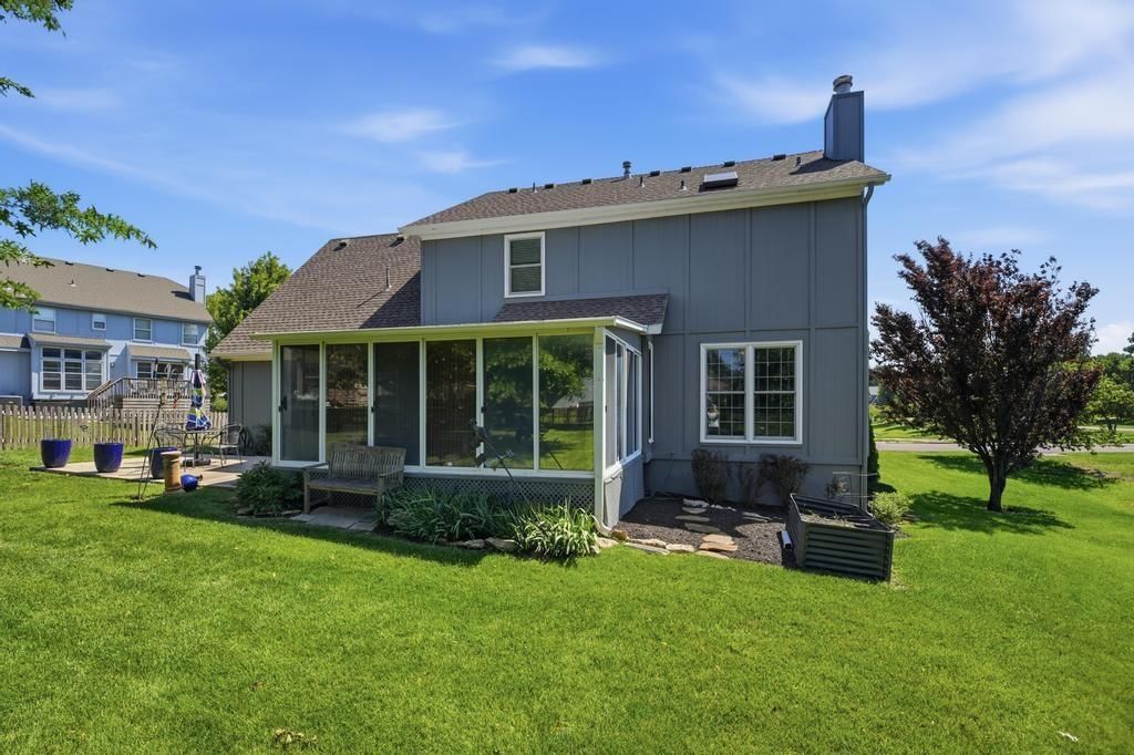 15804 Woodson Street — photo 49