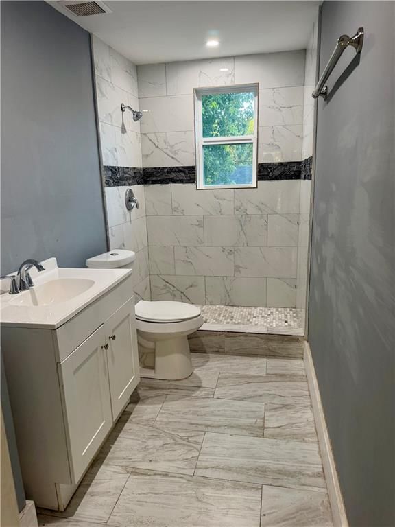 1003 W 1st Street — photo 8