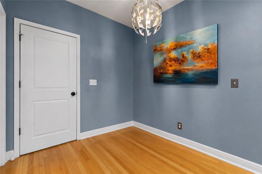 163 Warner Avenue — photo 11