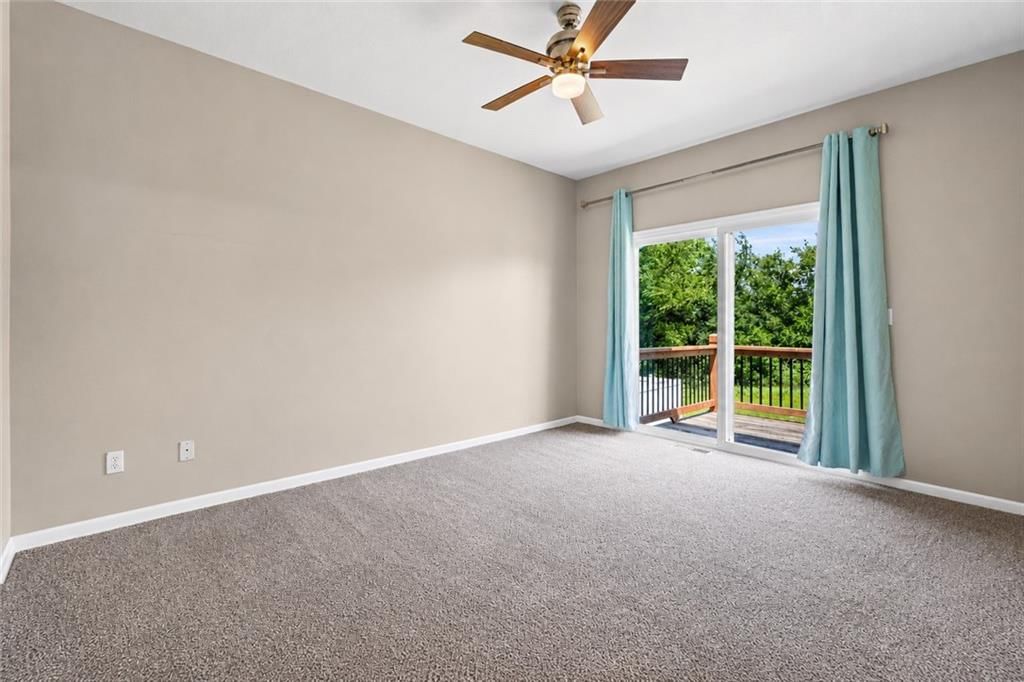 163 Warner Avenue — photo 12