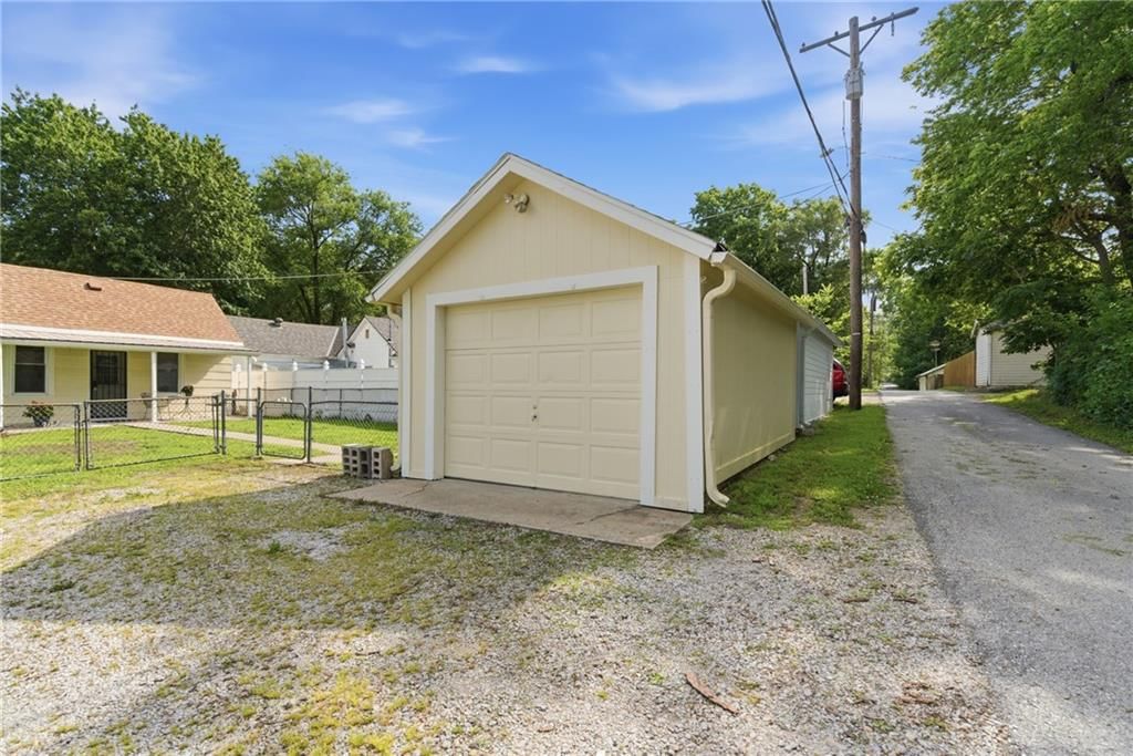 617 Pawnee Street — photo 27
