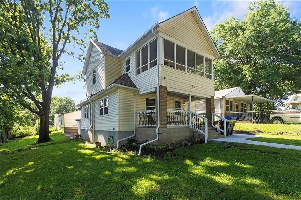 528 N White Avenue — photo 2