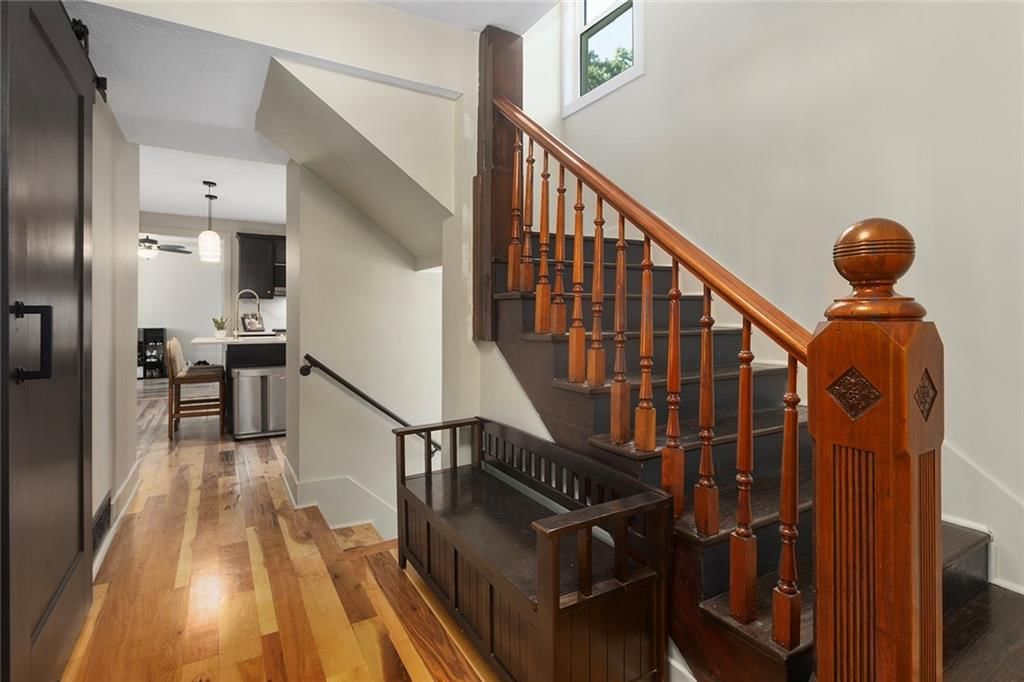 528 N White Avenue — photo 4