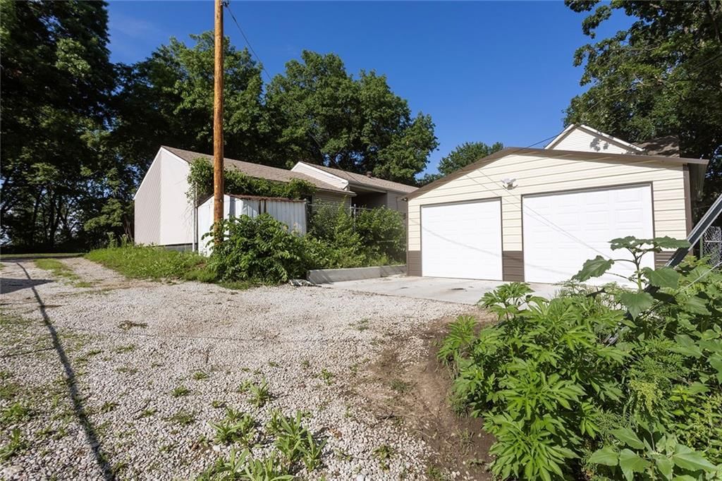528 N White Avenue — photo 39