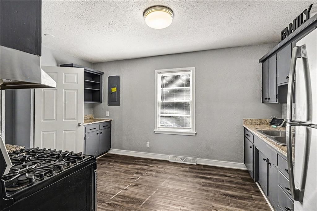 1523 N 45th Terrace — photo 7
