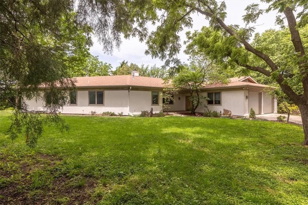 1825 Castle Pine Court — photo 29