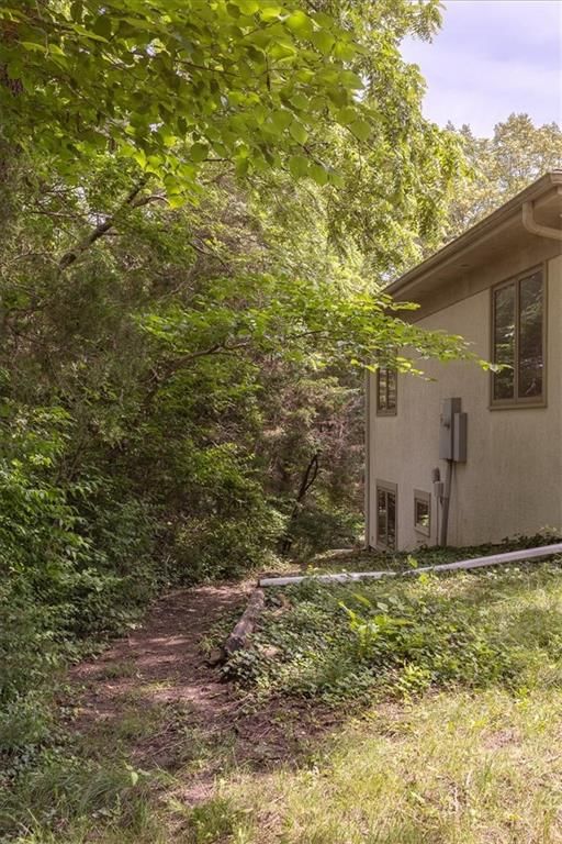 1825 Castle Pine Court — photo 31