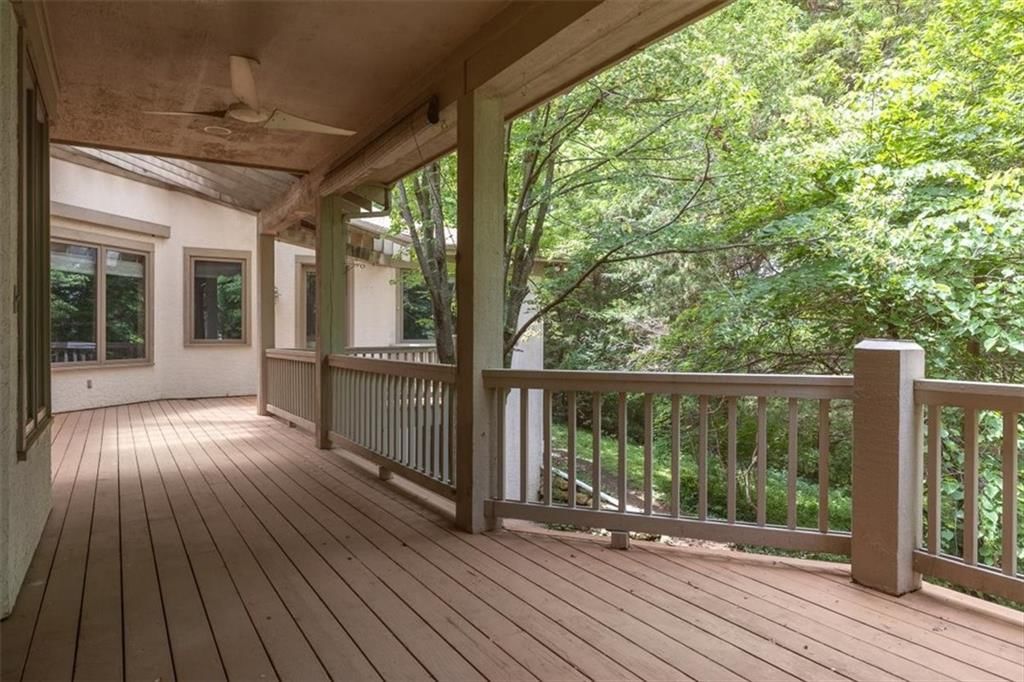 1825 Castle Pine Court — photo 32