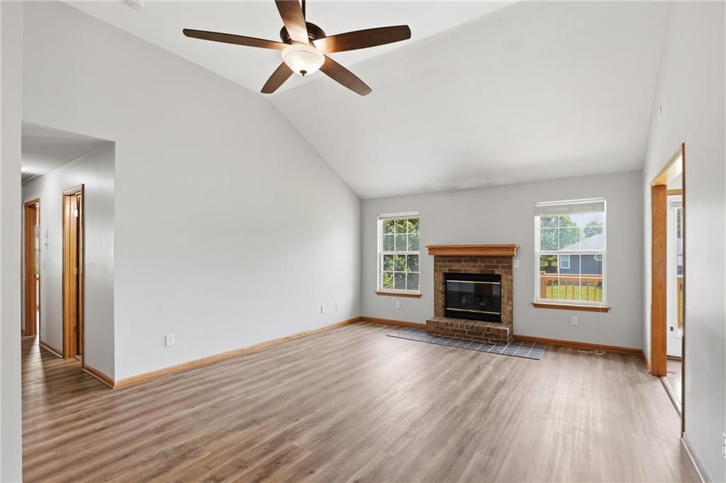 901 SW Foxtail Drive — photo 10