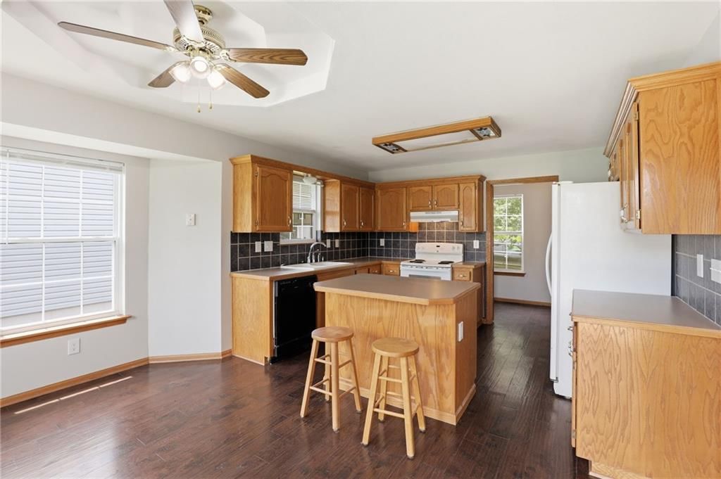901 SW Foxtail Drive — photo 15