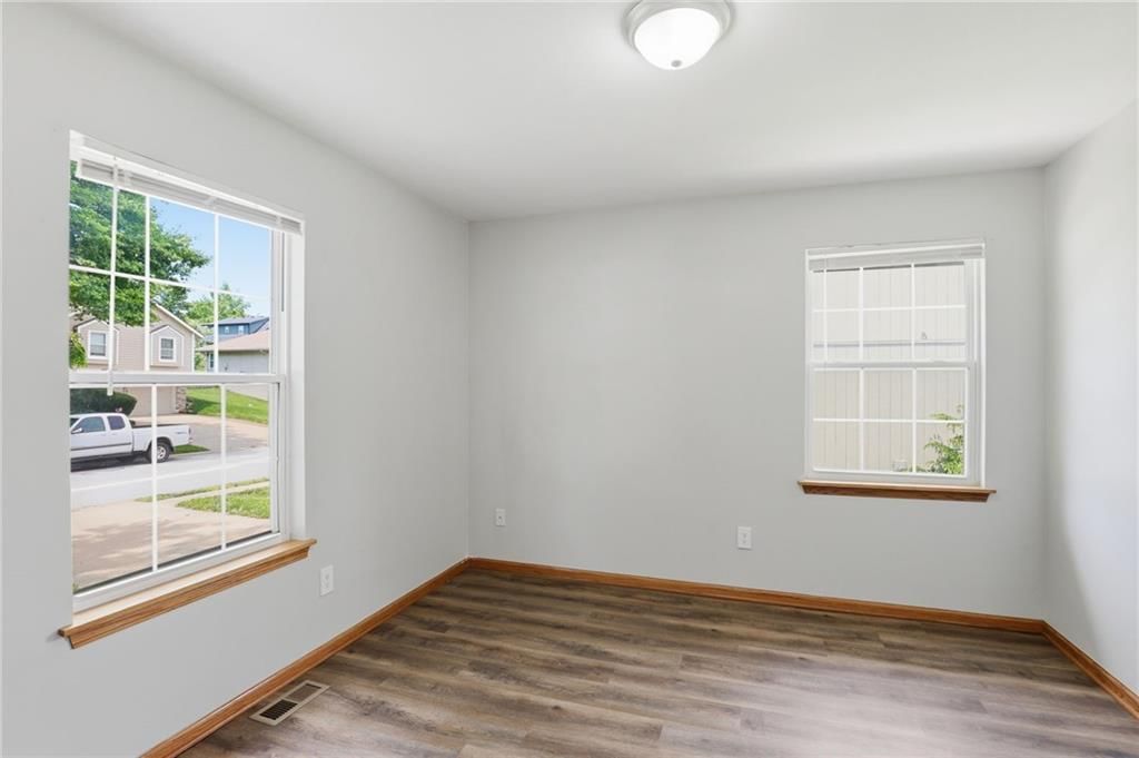 901 SW Foxtail Drive — photo 28