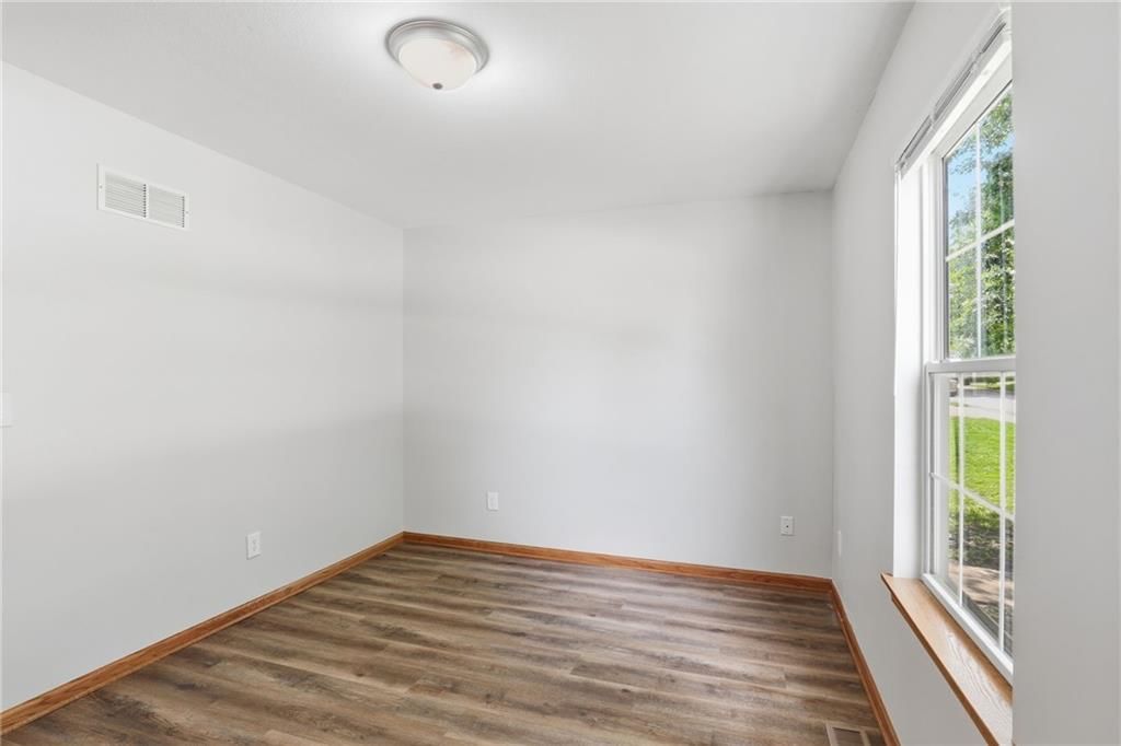901 SW Foxtail Drive — photo 31