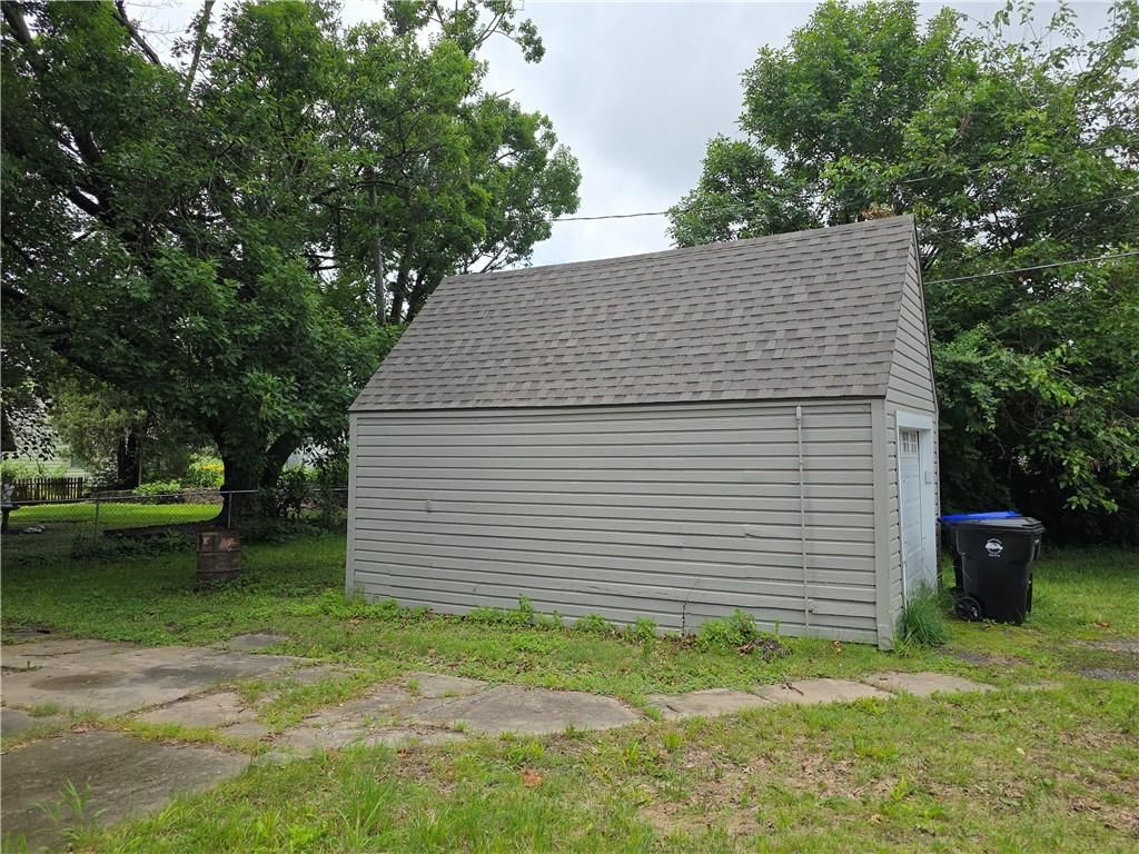 1101 SW Billard Avenue — photo 17