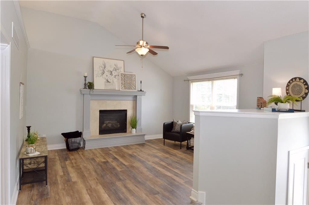 1409 NW NICHOLAS Drive — photo 4