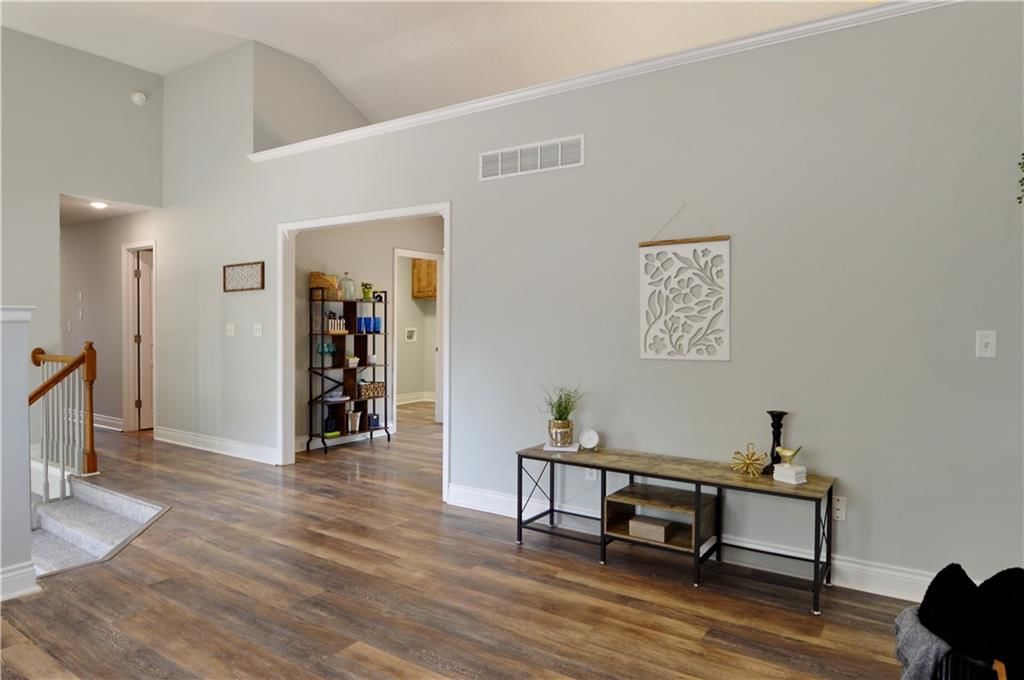 1409 NW NICHOLAS Drive — photo 5