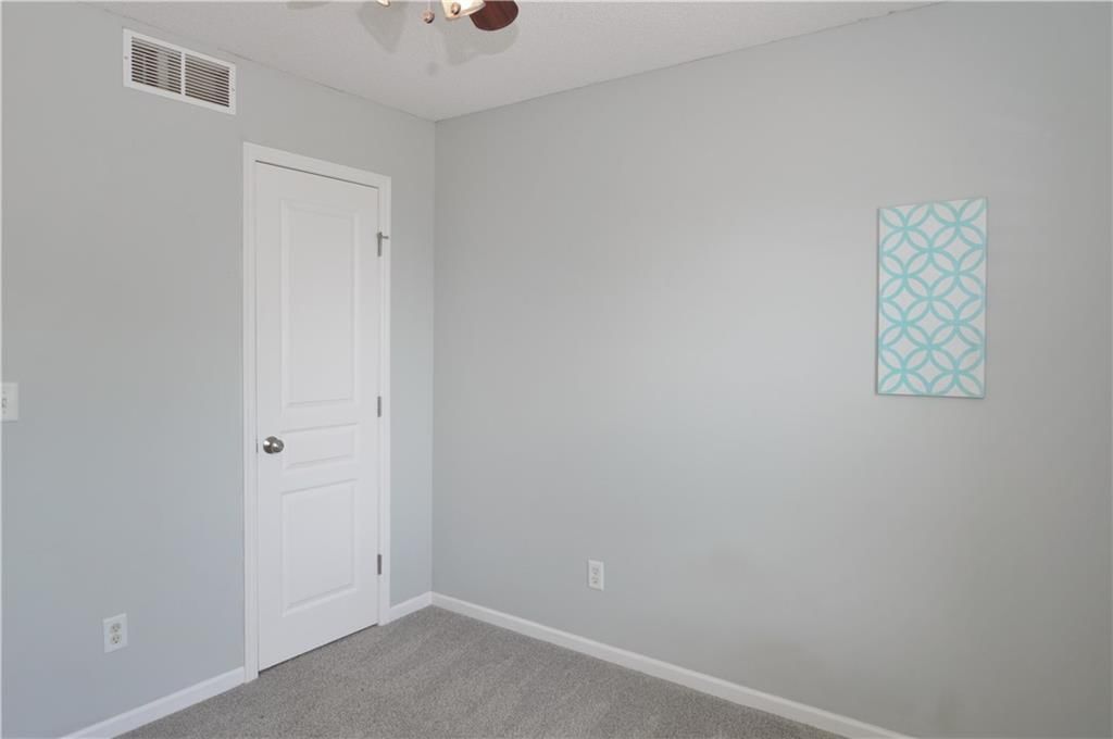 1409 NW NICHOLAS Drive — photo 20