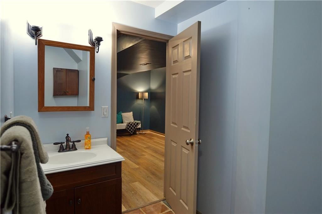 1409 NW NICHOLAS Drive — photo 32
