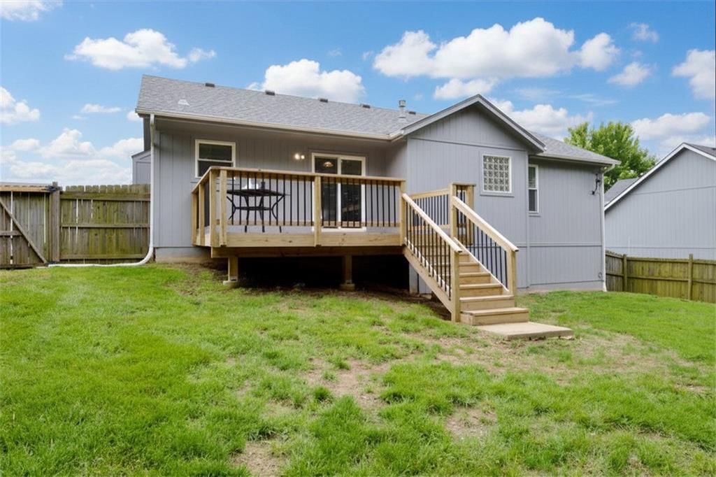 1409 NW NICHOLAS Drive — photo 36