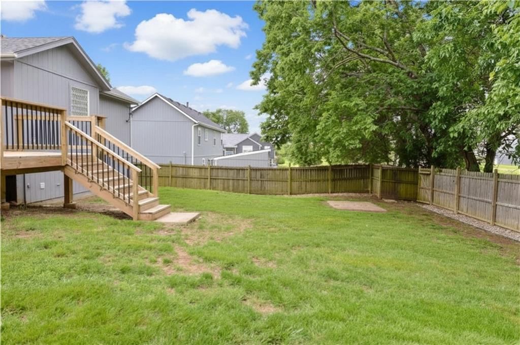 1409 NW NICHOLAS Drive — photo 37